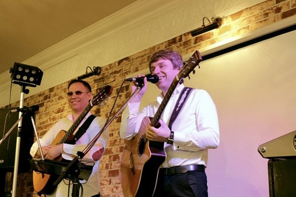 Концерт гитарного дуэта «Nostalgie (Ностальжи)»