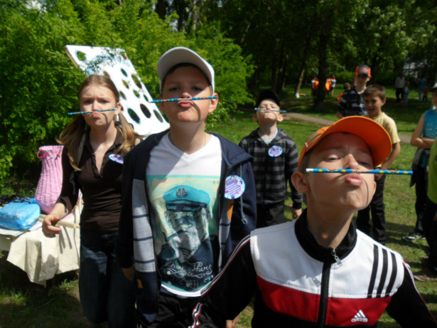 Развлекательно-игровая программа  “Калейдоскоп веселья”